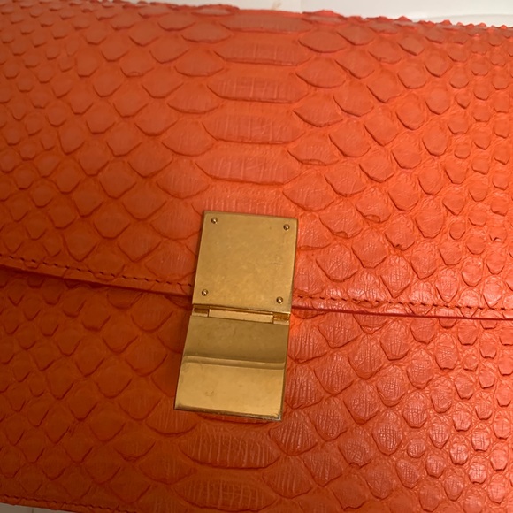 Authentic Celine box bag in bright orange python - Picture 4 of 8